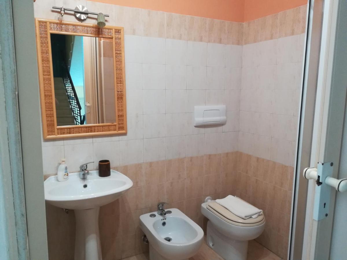 B&B A Due Passi Dal Mare Scilla Buitenkant foto