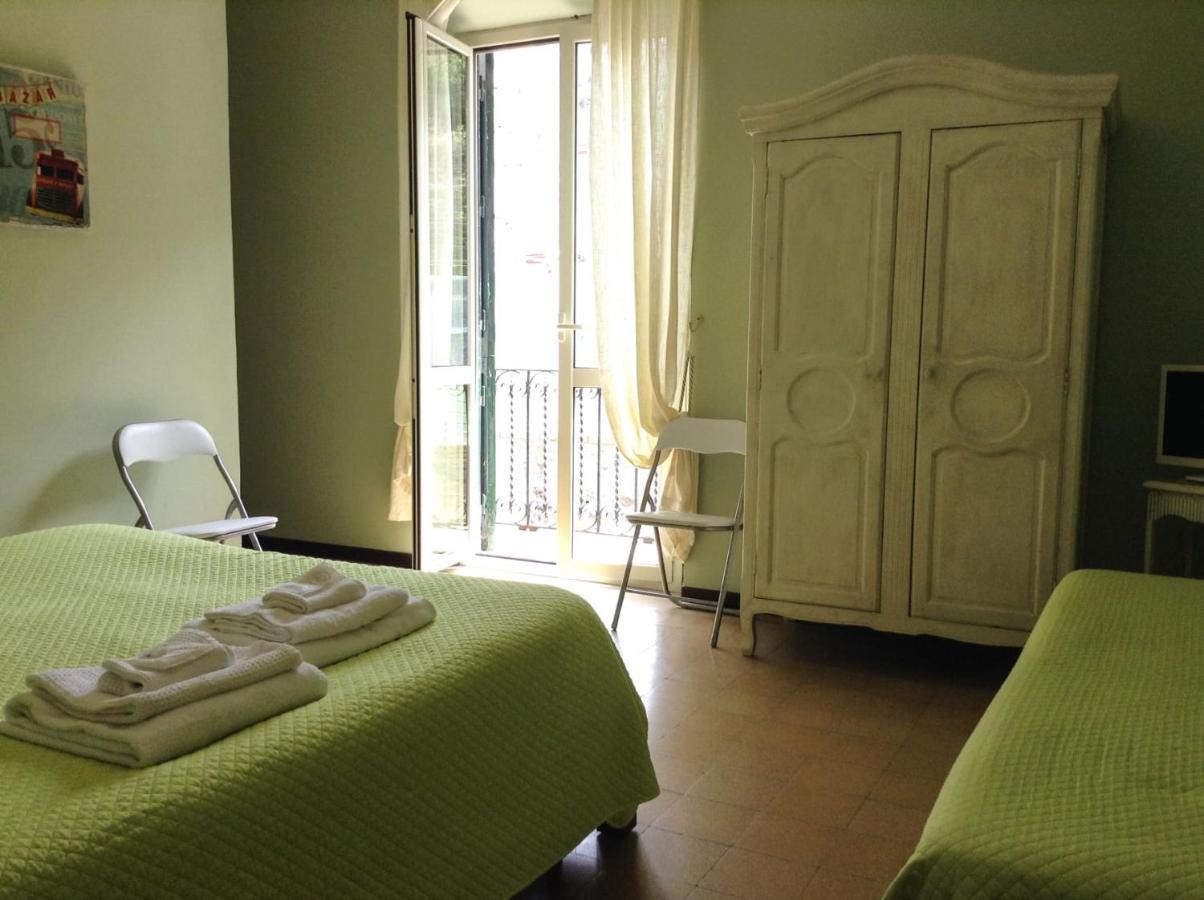 B&B A Due Passi Dal Mare Scilla Buitenkant foto